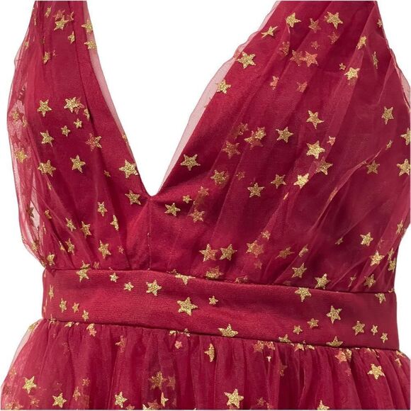 NWT LULUS Favorite Moment Burgundy and Gold Star Print Skater Dress M - Picture 4 of 12